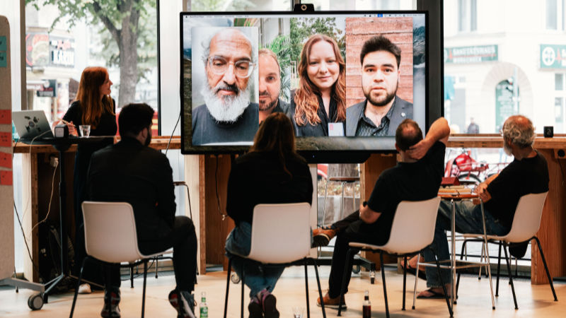 FES Masterclass „Souverän vor und hinter der Kamera“